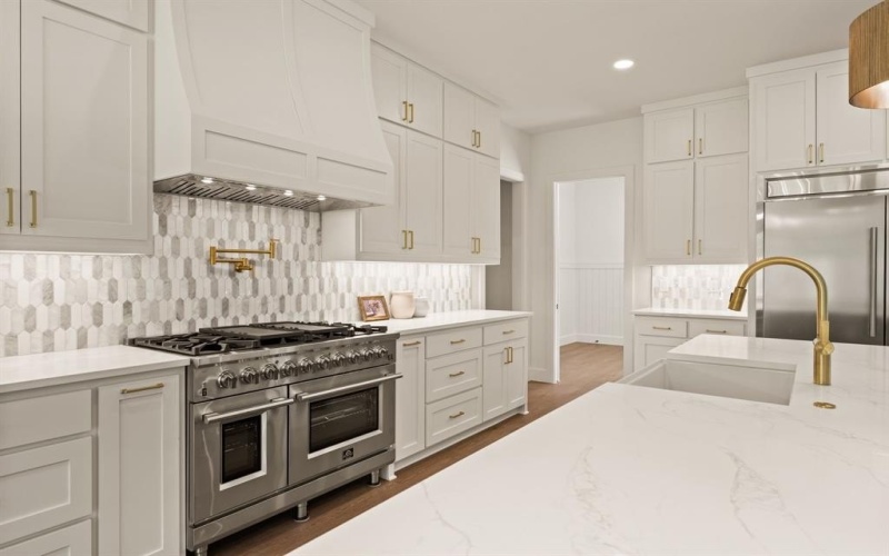 7525 Chapman Road, North Richland Hills, TX 76182, 5 Bedrooms Bedrooms, ,5 BathroomsBathrooms,Residential,For Sale,7525 Chapman Road,0,21016623