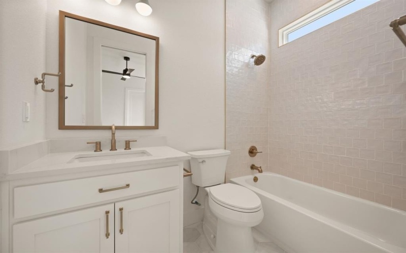 7525 Chapman Road, North Richland Hills, TX 76182, 5 Bedrooms Bedrooms, ,5 BathroomsBathrooms,Residential,For Sale,7525 Chapman Road,0,21016623