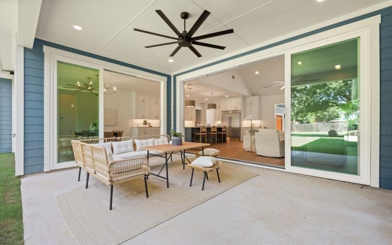 7525 Chapman Road, North Richland Hills, TX 76182, 5 Bedrooms Bedrooms, ,5 BathroomsBathrooms,Residential,For Sale,7525 Chapman Road,0,21016623