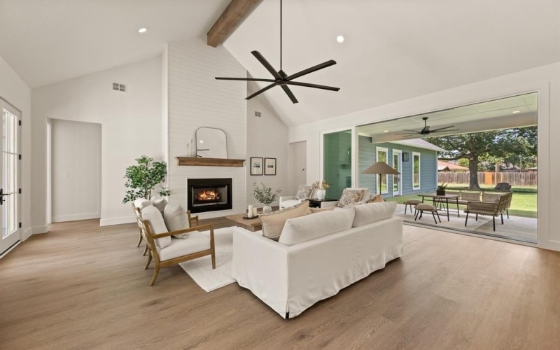 7525 Chapman Road, North Richland Hills, TX 76182, 5 Bedrooms Bedrooms, ,5 BathroomsBathrooms,Residential,For Sale,7525 Chapman Road,0,21016623