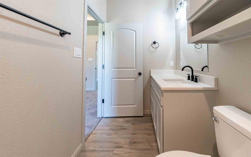 3201 Crystal Court, Granbury, TX 76048, 3 Bedrooms Bedrooms, ,2 BathroomsBathrooms,Residential,For Sale,3201 Crystal Court,0,21061782