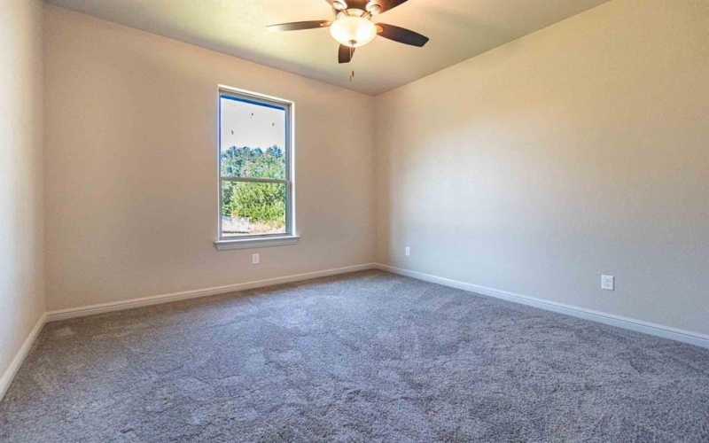 3201 Crystal Court, Granbury, TX 76048, 3 Bedrooms Bedrooms, ,2 BathroomsBathrooms,Residential,For Sale,3201 Crystal Court,0,21061782