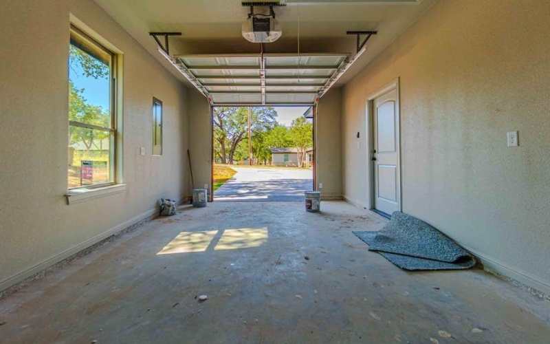 3201 Crystal Court, Granbury, TX 76048, 3 Bedrooms Bedrooms, ,2 BathroomsBathrooms,Residential,For Sale,3201 Crystal Court,0,21061782