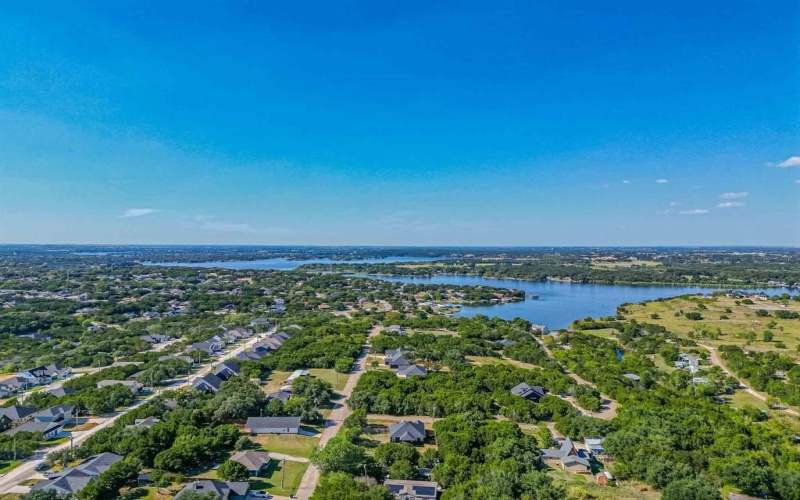 3201 Crystal Court, Granbury, TX 76048, 3 Bedrooms Bedrooms, ,2 BathroomsBathrooms,Residential,For Sale,3201 Crystal Court,0,21061782