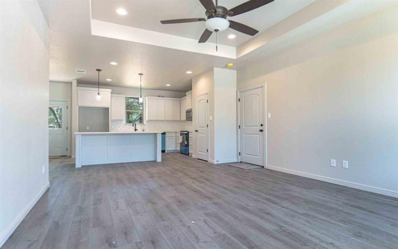 3201 Crystal Court, Granbury, TX 76048, 3 Bedrooms Bedrooms, ,2 BathroomsBathrooms,Residential,For Sale,3201 Crystal Court,0,21061782