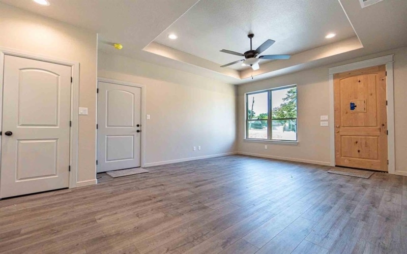 3201 Crystal Court, Granbury, TX 76048, 3 Bedrooms Bedrooms, ,2 BathroomsBathrooms,Residential,For Sale,3201 Crystal Court,0,21061782