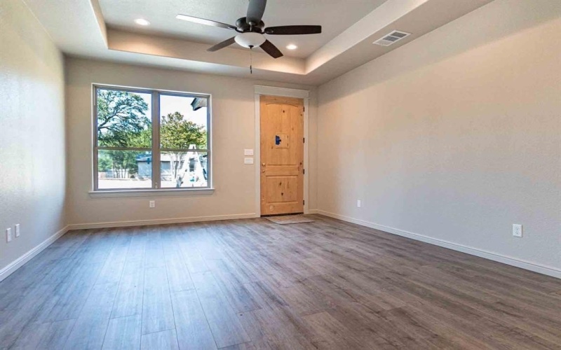 3201 Crystal Court, Granbury, TX 76048, 3 Bedrooms Bedrooms, ,2 BathroomsBathrooms,Residential,For Sale,3201 Crystal Court,0,21061782
