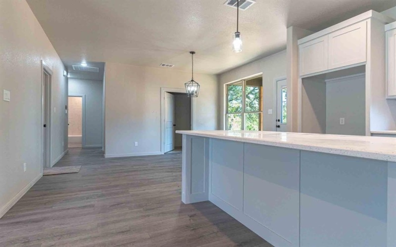 3201 Crystal Court, Granbury, TX 76048, 3 Bedrooms Bedrooms, ,2 BathroomsBathrooms,Residential,For Sale,3201 Crystal Court,0,21061782