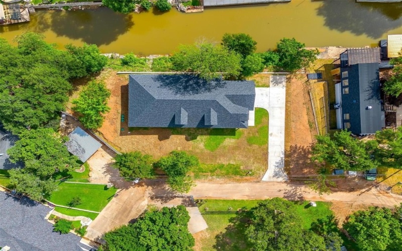 3815 Silver Creek Court, Granbury, TX 76048, 3 Bedrooms Bedrooms, ,2 BathroomsBathrooms,Residential,For Sale,3815 Silver Creek Court,0,21070897