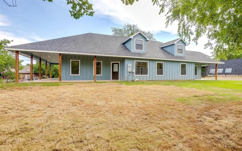 3815 Silver Creek Court, Granbury, TX 76048, 3 Bedrooms Bedrooms, ,2 BathroomsBathrooms,Residential,For Sale,3815 Silver Creek Court,0,21070897