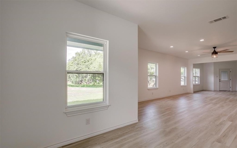 3815 Silver Creek Court, Granbury, TX 76048, 3 Bedrooms Bedrooms, ,2 BathroomsBathrooms,Residential,For Sale,3815 Silver Creek Court,0,21070897