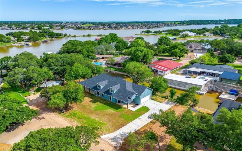3815 Silver Creek Court, Granbury, TX 76048, 3 Bedrooms Bedrooms, ,2 BathroomsBathrooms,Residential,For Sale,3815 Silver Creek Court,0,21070897