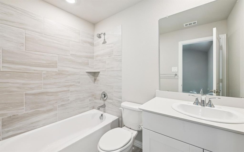 4104 Joe Pool Drive, Farmersville, TX 75442, 4 Habitaciones Habitaciones , ,3 BañosBaños,Residential,En Venta,4104 Joe Pool Drive,0,21072058