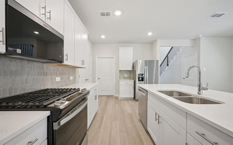 4002 Lavon Drive, Farmersville, TX 75442, 4 Bedrooms Bedrooms, ,2 BathroomsBathrooms,Residential,For Sale,4002 Lavon Drive,0,21072068