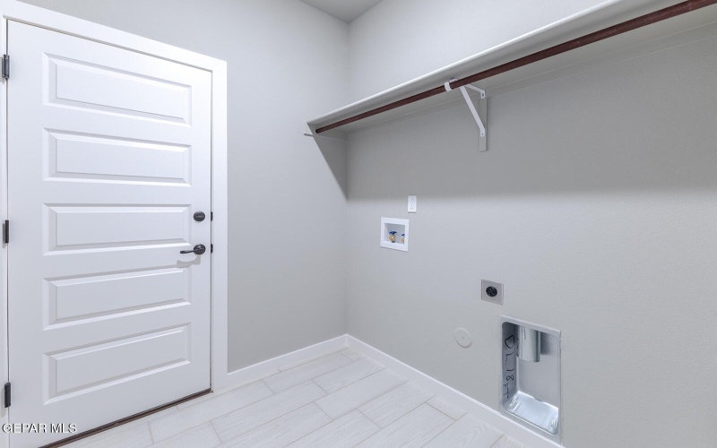 952 Sandhurst Place, El Paso, TX 79928, 4 Bedrooms Bedrooms, ,1 BathroomBathrooms,Residential,For Sale,952 Sandhurst Place,0,922086