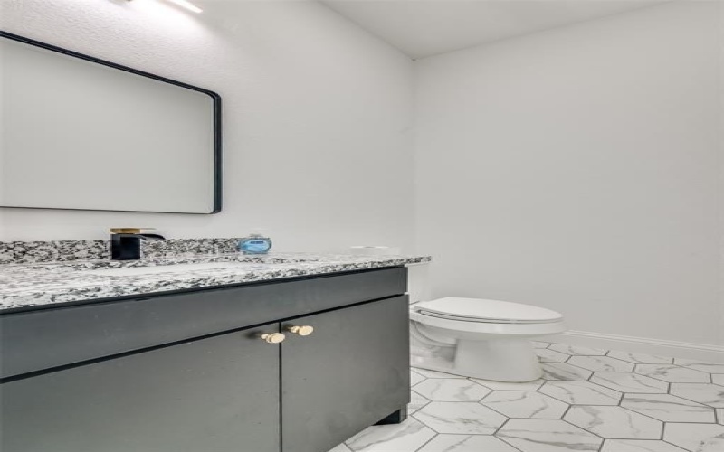 2209 W E Roberts Street, Grand Prairie, TX 75051, 4 Habitaciones Habitaciones , ,2 BañosBaños,Residential,En Venta,2209 W E Roberts Street,0,21072303