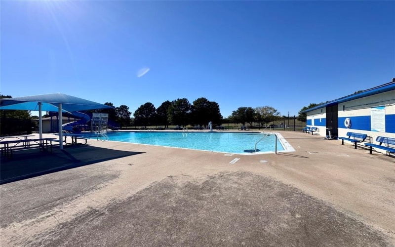 2209 W E Roberts Street, Grand Prairie, TX 75051, 4 Habitaciones Habitaciones , ,2 BañosBaños,Residential,En Venta,2209 W E Roberts Street,0,21072303