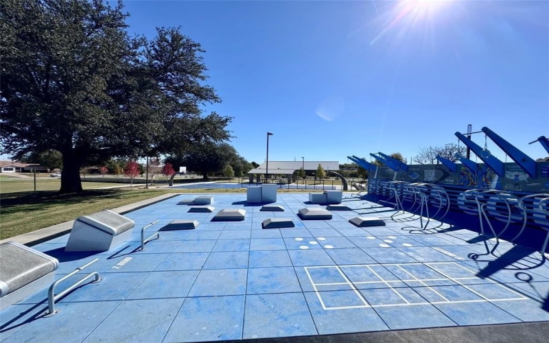 2209 W E Roberts Street, Grand Prairie, TX 75051, 4 Habitaciones Habitaciones , ,2 BañosBaños,Residential,En Venta,2209 W E Roberts Street,0,21072303