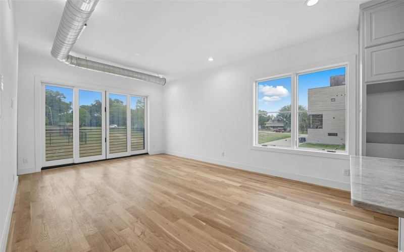 421 S Rayner Street, Fort Worth, TX 76111, 3 Habitaciones Habitaciones , ,3 BañosBaños,Residential,En Venta,421 S Rayner Street,0,21072667