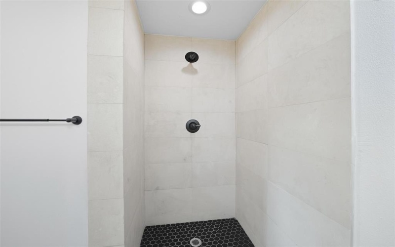 421 S Rayner Street, Fort Worth, TX 76111, 3 Habitaciones Habitaciones , ,3 BañosBaños,Residential,En Venta,421 S Rayner Street,0,21072667