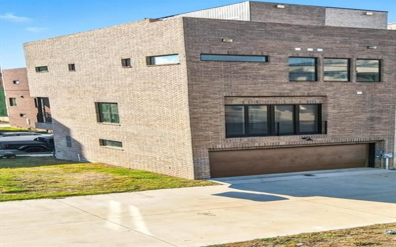 421 S Rayner Street, Fort Worth, TX 76111, 3 Habitaciones Habitaciones , ,3 BañosBaños,Residential,En Venta,421 S Rayner Street,0,21072667