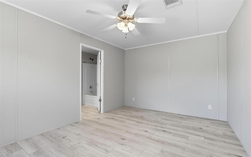 6213 Maine Trail, Granbury, TX 76048, 3 Bedrooms Bedrooms, ,2 BathroomsBathrooms,Residential,For Sale,6213 Maine Trail,0,21072721