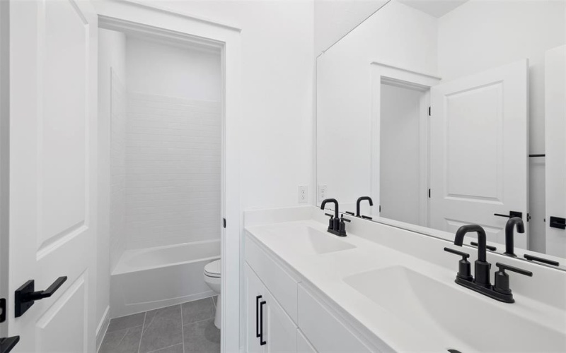 1701 Tintagel Road, Fort Worth, TX 76052, 5 Bedrooms Bedrooms, ,3 BathroomsBathrooms,Residential,For Sale,1701 Tintagel Road,0,21073515