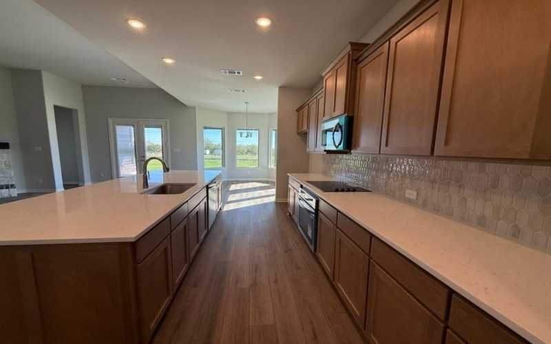 90 Roosevelt Lane, Valley View, TX 76272, 4 Bedrooms Bedrooms, ,3 BathroomsBathrooms,Residential,For Sale,90 Roosevelt Lane,0,21073543