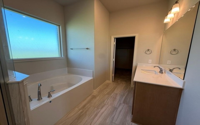 90 Roosevelt Lane, Valley View, TX 76272, 4 Bedrooms Bedrooms, ,3 BathroomsBathrooms,Residential,For Sale,90 Roosevelt Lane,0,21073543