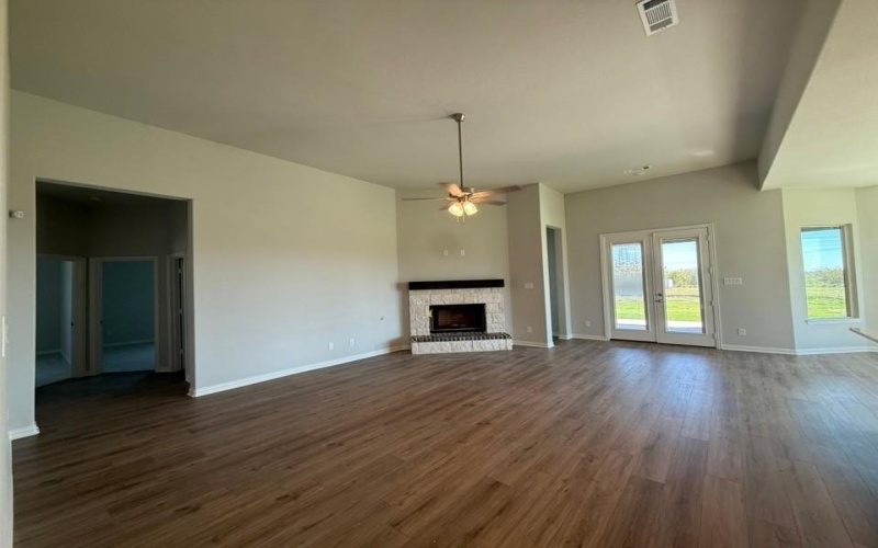 90 Roosevelt Lane, Valley View, TX 76272, 4 Bedrooms Bedrooms, ,3 BathroomsBathrooms,Residential,For Sale,90 Roosevelt Lane,0,21073543