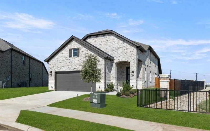 14097 Donahue Street, Pilot Point, TX 76258, 4 Bedrooms Bedrooms, ,2 BathroomsBathrooms,Residential,For Sale,14097 Donahue Street,0,21073611