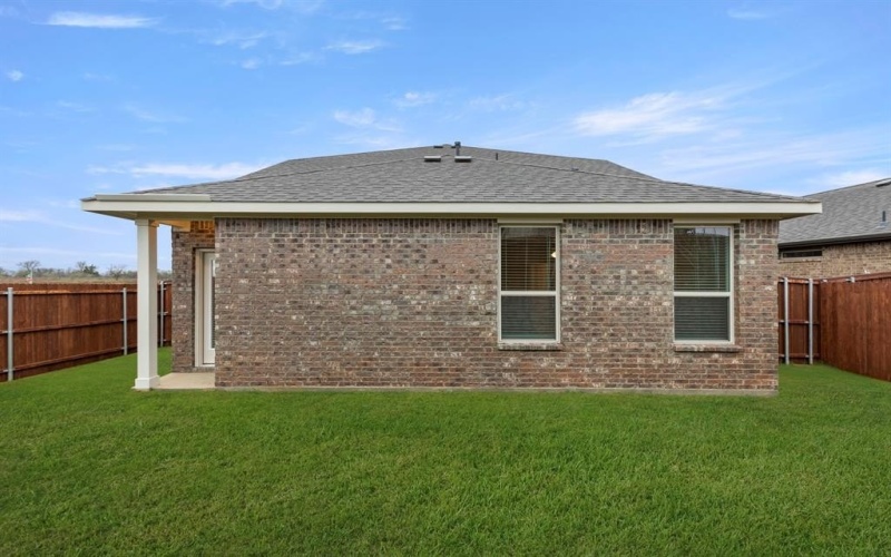114 Van Horn Drive, Terrell, TX 75160, 3 Habitaciones Habitaciones , ,2 BañosBaños,Residential,En Venta,114 Van Horn Drive,0,21073627