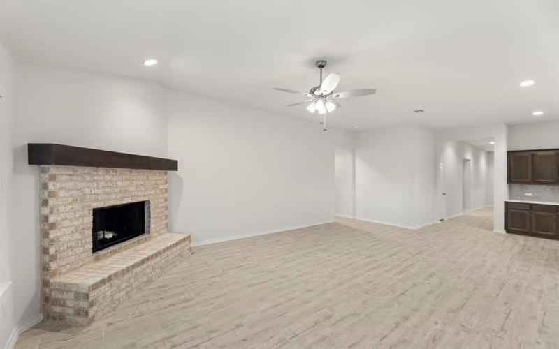 3253 Mercer Drive, Royse City, TX 75189, 4 Bedrooms Bedrooms, ,2 BathroomsBathrooms,Residential,For Sale,3253 Mercer Drive,0,21073670
