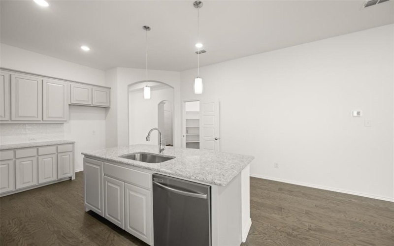 7745 Gatevine Avenue, Joshua, TX 76058, 3 Bedrooms Bedrooms, ,2 BathroomsBathrooms,Residential,For Sale,7745 Gatevine Avenue,0,21073697