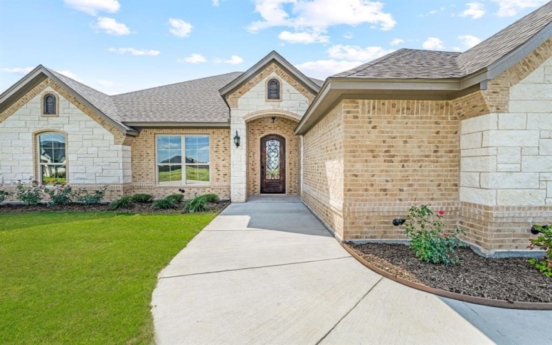 9545 Lynx Crossing, Godley, TX 76044, 4 Bedrooms Bedrooms, ,3 BathroomsBathrooms,Residential,For Sale,9545 Lynx Crossing,0,21073731