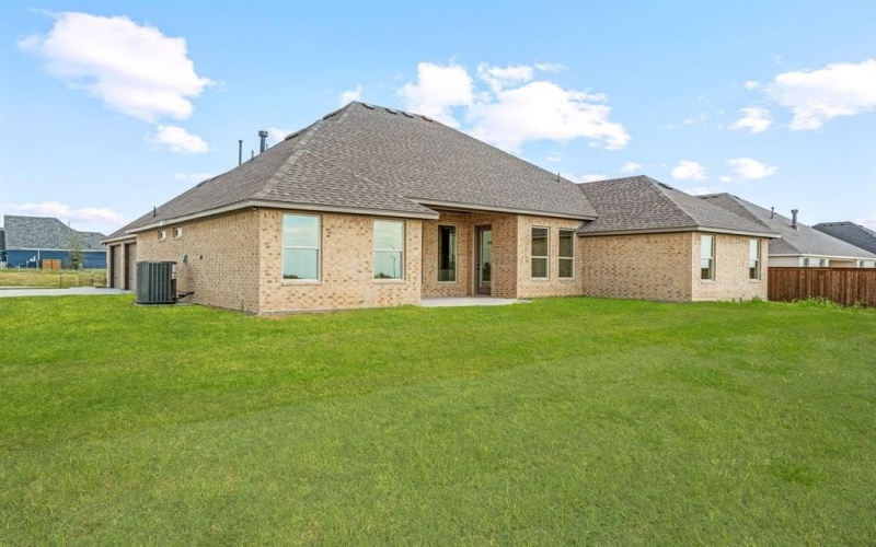 9545 Lynx Crossing, Godley, TX 76044, 4 Bedrooms Bedrooms, ,3 BathroomsBathrooms,Residential,For Sale,9545 Lynx Crossing,0,21073731