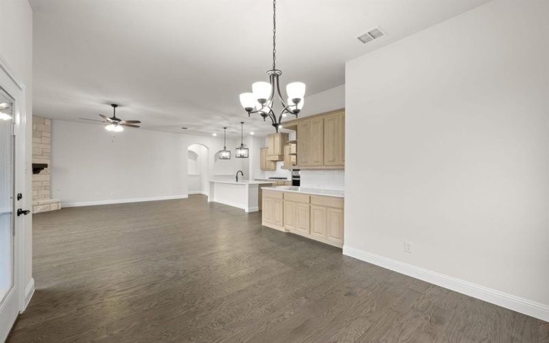 7736 Barley Field Street, Joshua, TX 76058, 4 Habitaciones Habitaciones , ,2 BañosBaños,Residential,En Venta,7736 Barley Field Street,0,21073796