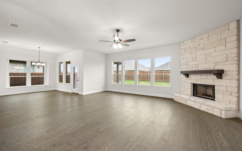 7736 Barley Field Street, Joshua, TX 76058, 4 Habitaciones Habitaciones , ,2 BañosBaños,Residential,En Venta,7736 Barley Field Street,0,21073796