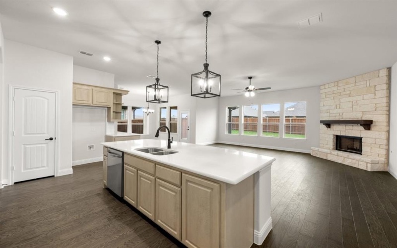 7736 Barley Field Street, Joshua, TX 76058, 4 Habitaciones Habitaciones , ,2 BañosBaños,Residential,En Venta,7736 Barley Field Street,0,21073796