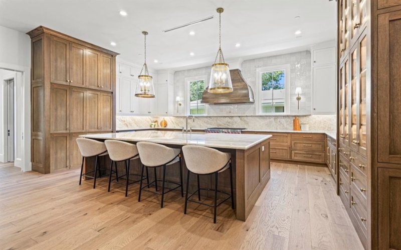 5925 Williamstown Road, Dallas, TX 75230, 6 Bedrooms Bedrooms, ,7 BathroomsBathrooms,Residential,For Sale,5925 Williamstown Road,0,21073814