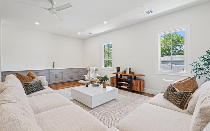 5925 Williamstown Road, Dallas, TX 75230, 6 Bedrooms Bedrooms, ,7 BathroomsBathrooms,Residential,For Sale,5925 Williamstown Road,0,21073814