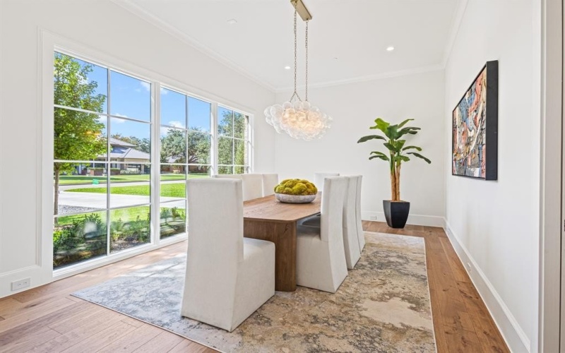 5925 Williamstown Road, Dallas, TX 75230, 6 Bedrooms Bedrooms, ,7 BathroomsBathrooms,Residential,For Sale,5925 Williamstown Road,0,21073814