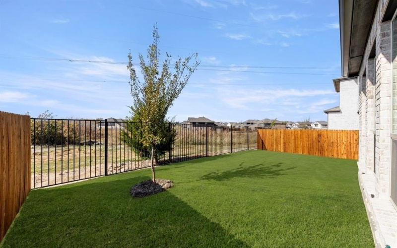 709 Valley Pines Drive, Anna, TX 75409, 4 Bedrooms Bedrooms, ,3 BathroomsBathrooms,Residential,For Sale,709 Valley Pines Drive,0,21073840