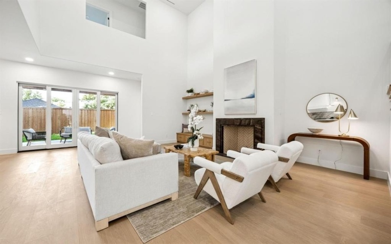 6222 Anita Street, Dallas, TX 75214, 4 Habitaciones Habitaciones , ,5 BañosBaños,Residential,En Venta,6222 Anita Street,0,21073870