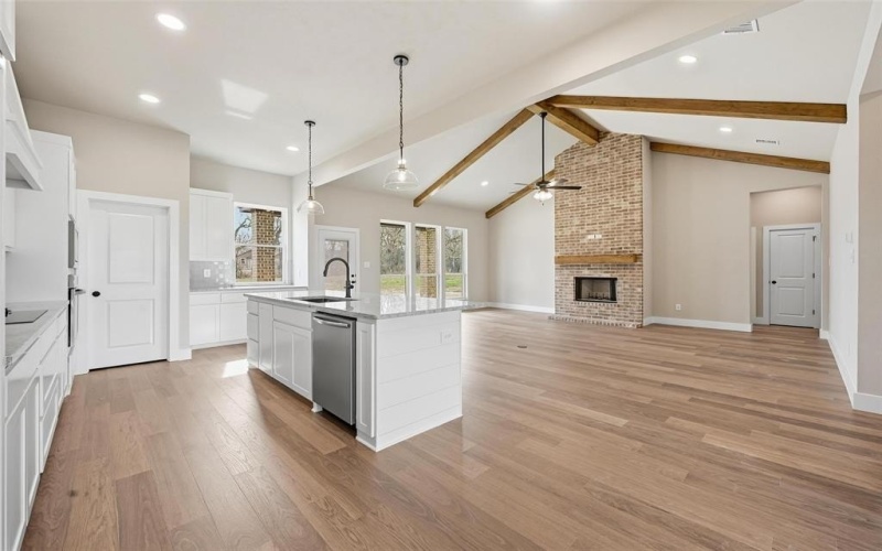 1057 Silver Sage Trail, Weatherford, TX 76085, 4 Bedrooms Bedrooms, ,2 BathroomsBathrooms,Residential,For Sale,1057 Silver Sage Trail,0,21073893