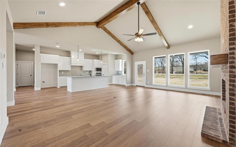 1057 Silver Sage Trail, Weatherford, TX 76085, 4 Bedrooms Bedrooms, ,2 BathroomsBathrooms,Residential,For Sale,1057 Silver Sage Trail,0,21073893