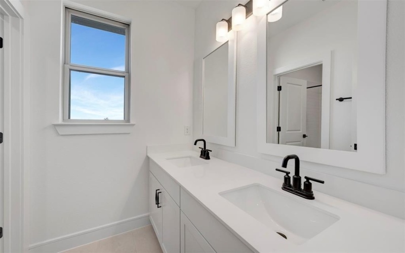 1004 Birkdale Drive, Justin, TX 76247, 3 Habitaciones Habitaciones , ,2 BañosBaños,Residential,En Venta,1004 Birkdale Drive,0,21074224