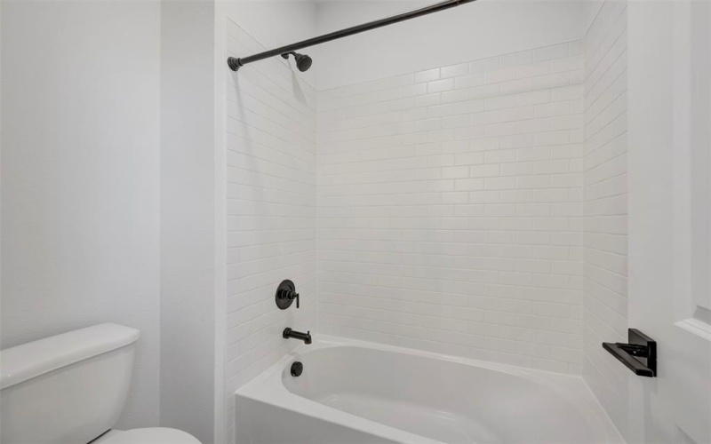 1004 Birkdale Drive, Justin, TX 76247, 3 Habitaciones Habitaciones , ,2 BañosBaños,Residential,En Venta,1004 Birkdale Drive,0,21074224