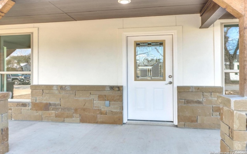 329 Cottage St, Kerrville, TX 78028, 3 Habitaciones Habitaciones , ,2 BañosBaños,Residential,En Venta,329 Cottage St,0,1840397