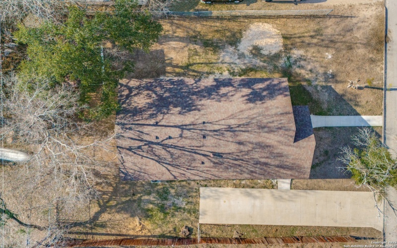 329 Cottage St, Kerrville, TX 78028, 3 Habitaciones Habitaciones , ,2 BañosBaños,Residential,En Venta,329 Cottage St,0,1840397